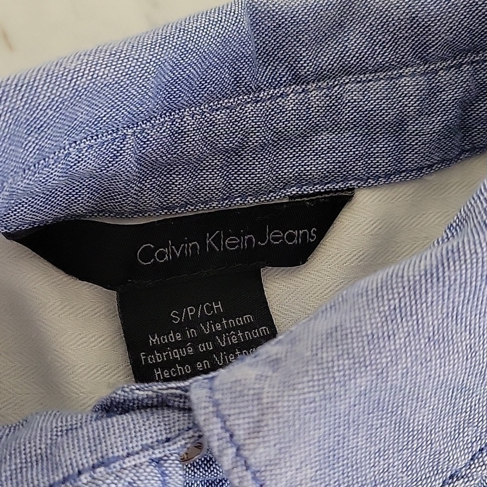 Calvin Klein Jeans Button Down Shirt - Picture 3 of 6
